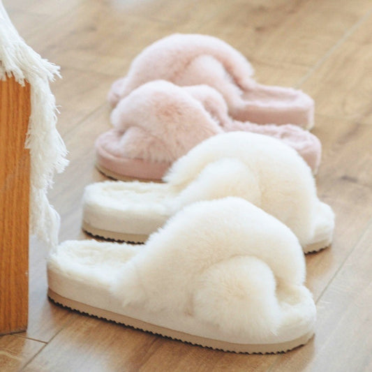 Women Fluffy Faux Fur Indoor Slippers